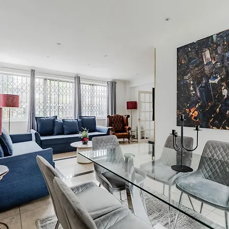 Spacious 4 Bedroom Property Near Marble Arch And Oxford St.